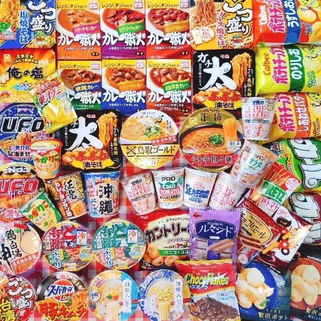 訳あり大量！お菓子、カップラーメンまとめ売り